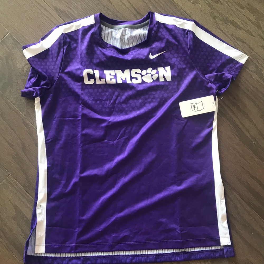 Women’s Nike Clemson shirt